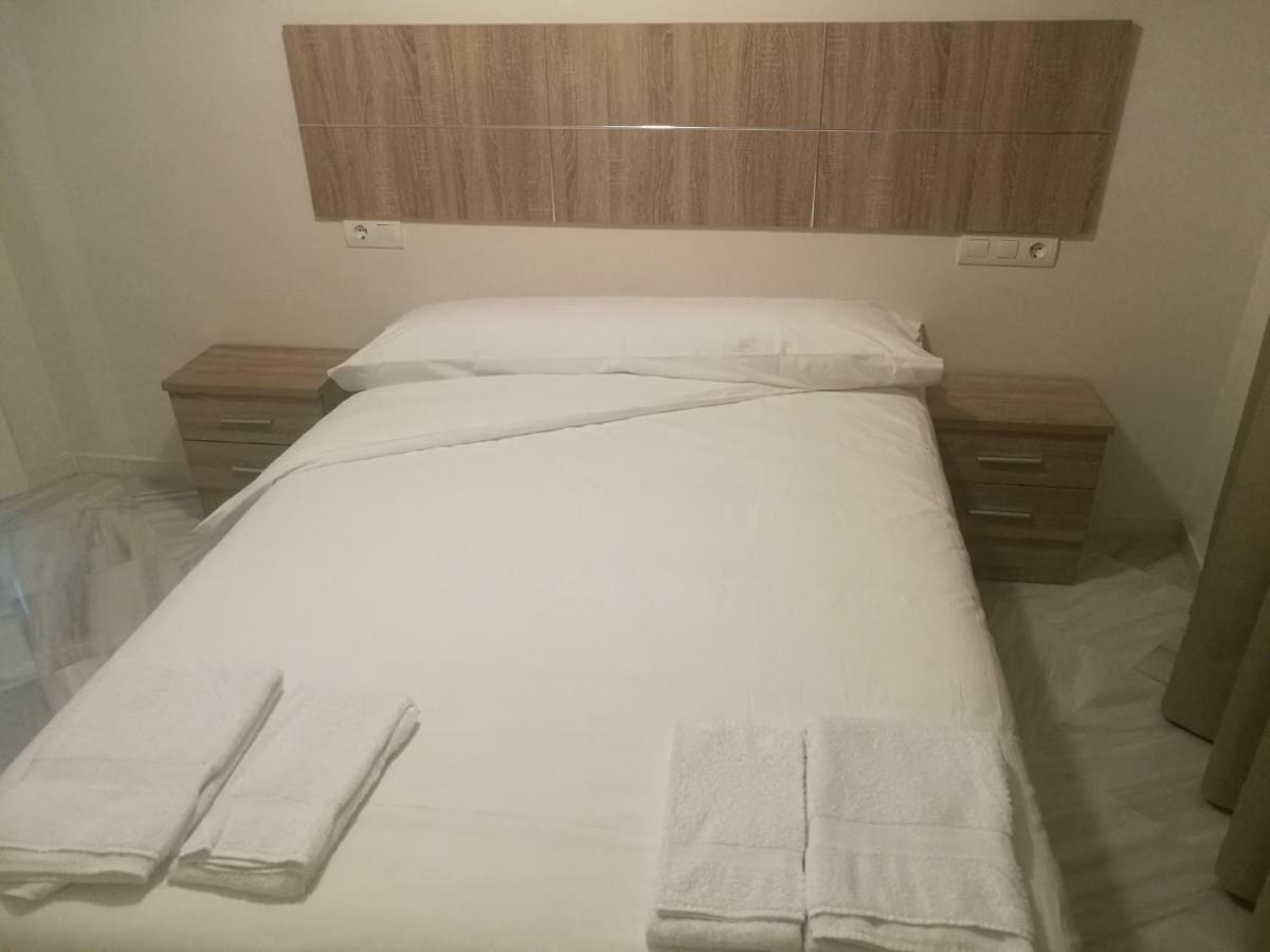 Apartamentos Edificio Vicente Málaga Kültér fotó