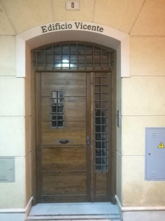Apartamentos Edificio Vicente Málaga Kültér fotó