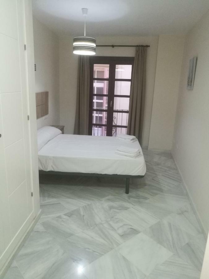 Apartamentos Edificio Vicente Málaga Kültér fotó